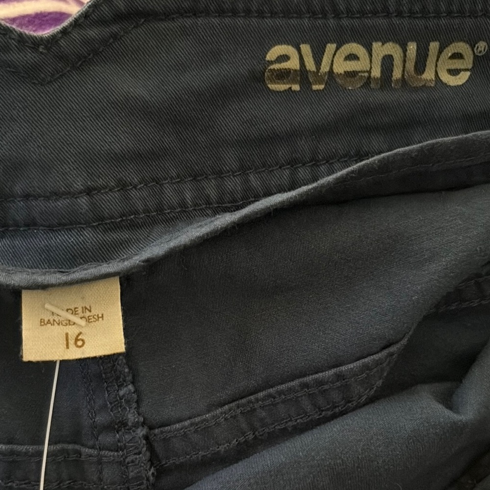 Avenue Blue Denim Jeans with Seam Detail
